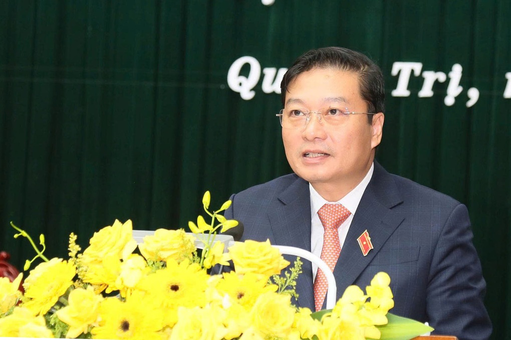 Ông Lê Hồng Vinh được bầu làm Chủ tịch UBND tỉnh Quảng Trị - 1 Ông Lê Hồng Vinh được bầu làm Chủ tịch UBND tỉnh Quảng Trị - 1