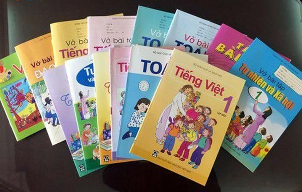 Mổ xẻ giá sách giáo khoa và quy trình biên soạn, thẩm định - 1 Mổ xẻ giá sách giáo khoa và quy trình biên soạn, thẩm định - 1