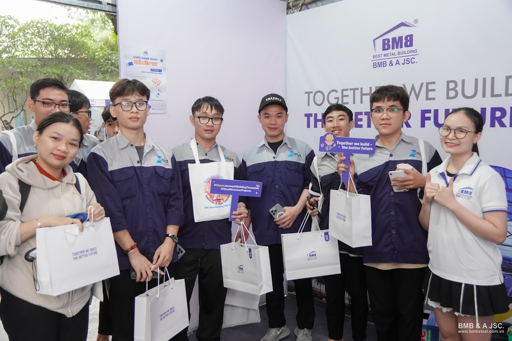 BMB Steel: Đầu tư nhân lực trẻ, xây dựng ngành kết cấu thép bền vững - 1 BMB Steel: Đầu tư nhân lực trẻ, xây dựng ngành kết cấu thép bền vững - 1