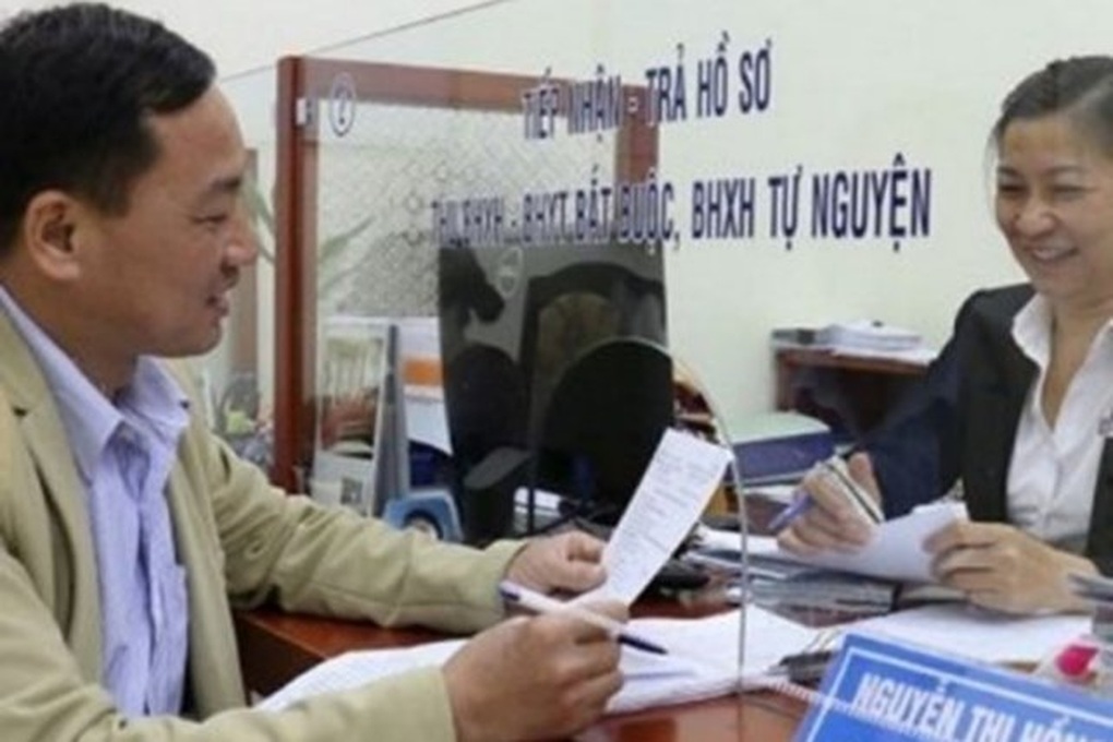 Chuyện gì xảy ra khi mức lương đóng BHXH thấp hơn chuẩn nghèo - 1 Chuyện gì xảy ra khi mức lương đóng BHXH thấp hơn chuẩn nghèo - 1