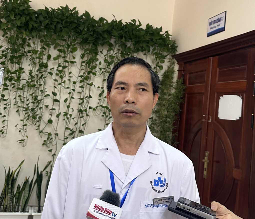 Bệnh bạch biến: Những đốm trắng loang lổ có thể trở về màu da bình thường - 2 Bệnh bạch biến: Những đốm trắng loang lổ có thể trở về màu da bình thường - 2
