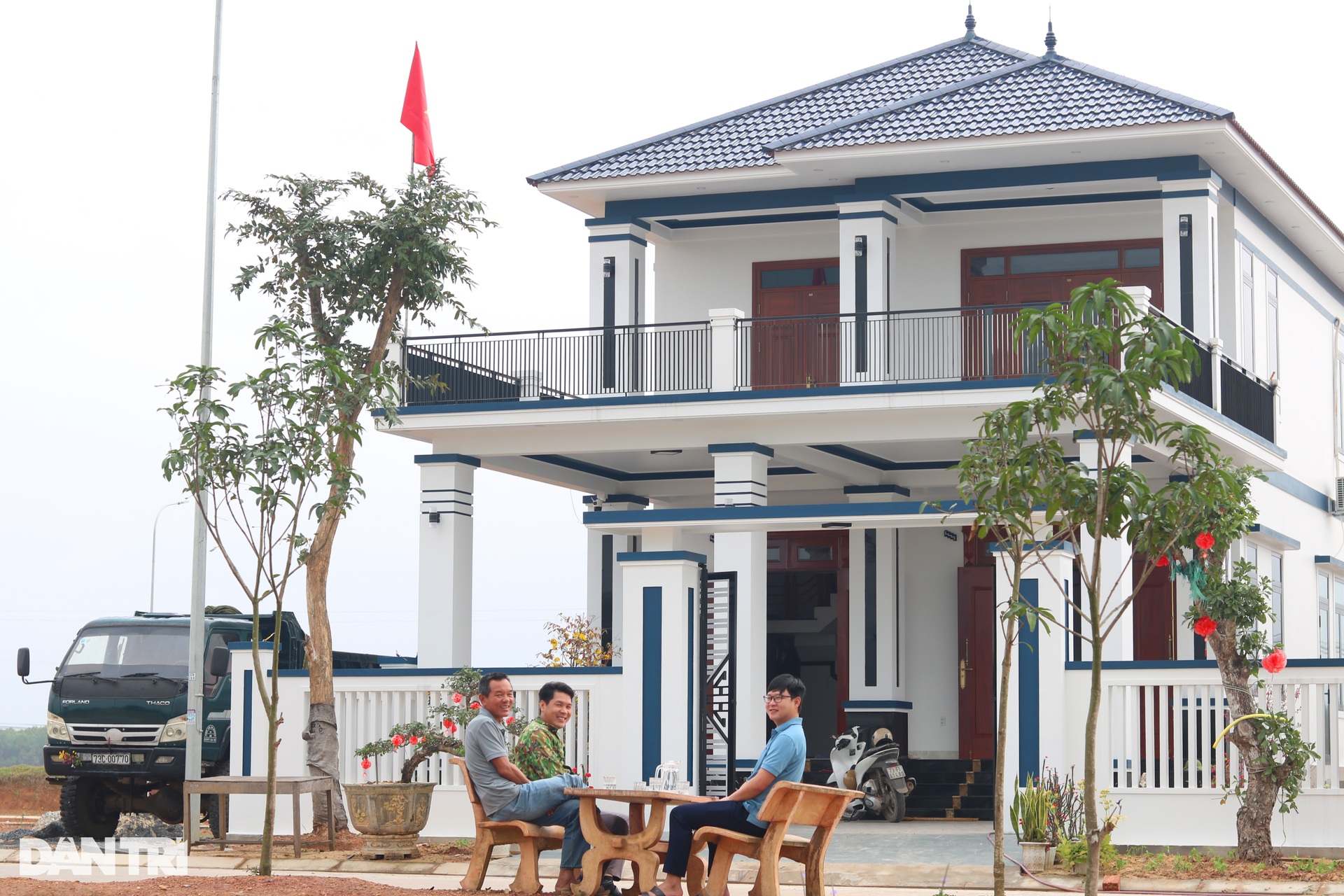 Nhường đất làm cao tốc để chuyển đến ở... biệt thự - 7