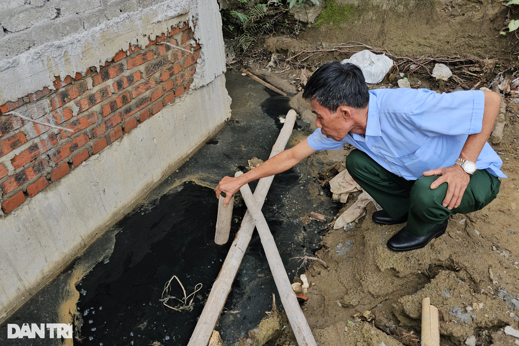 Dân sống khổ giữa thành phố Vinh nhiều năm vì... 30m mương - 3 Dân sống khổ giữa thành phố Vinh nhiều năm vì... 30m mương - 3