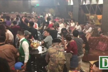 “Đột kích” bar Đông Kinh, đưa 176 người về trụ sở kiểm tra ma tuý