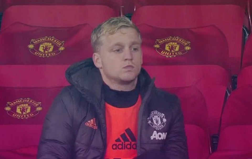 Bí ẩn việc Van de Beek bị HLV Solskjaer hắt hủi - 1 Bí ẩn việc Van de Beek bị HLV Solskjaer hắt hủi - 1