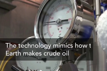 Phương pháp mô phỏng tự nhiên biến nước thải thành dầu thô sinh học