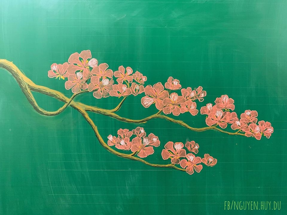 Thầy giáo vẽ hoa phượng lên bảng khiến người xem trầm trồ, ngưỡng mộ - 11 Thầy giáo vẽ hoa phượng lên bảng khiến người xem trầm trồ, ngưỡng mộ - 11