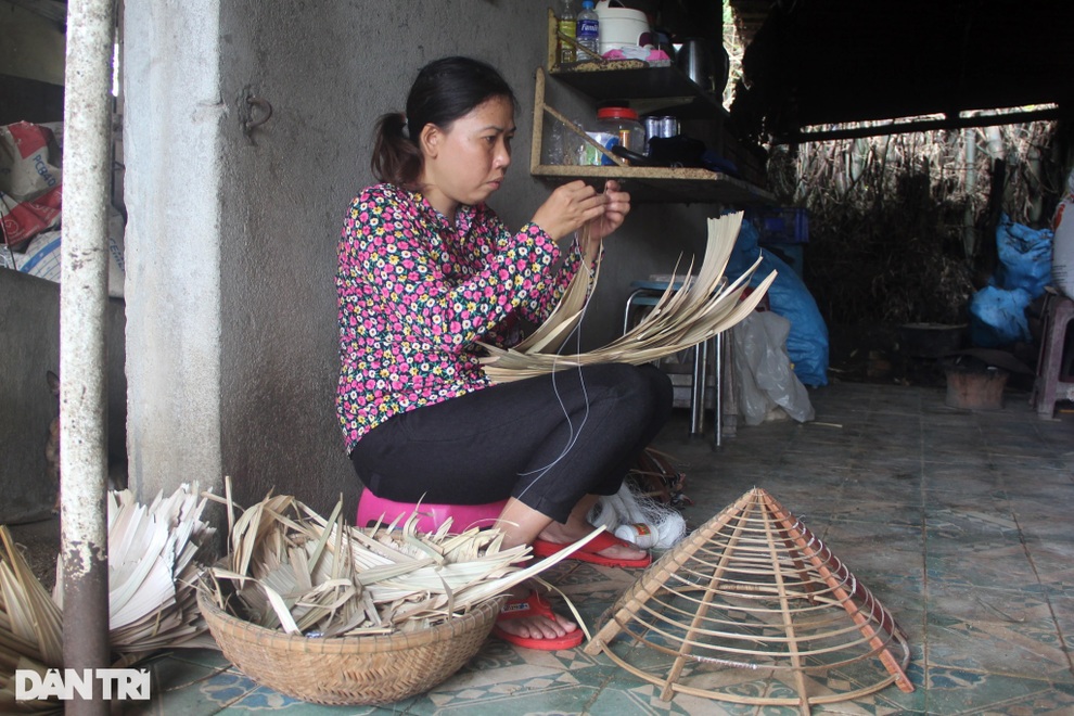 Thương người đàn ông gặp nạn mù cả 2 mắt khi đi kiếm cơm nuôi con thơ - 4 Thương người đàn ông gặp nạn mù cả 2 mắt khi đi kiếm cơm nuôi con thơ - 4