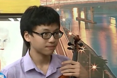 “Thần đồng” violin 14 tuổi là Gương mặt trẻ Thủ đô 2016