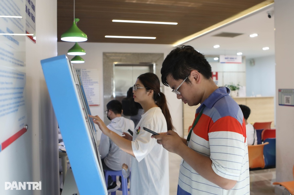 Giới trẻ ở TPHCM dậy từ 5h, đi hàng chục cây số để hiến tiểu cầu cứu người - 3