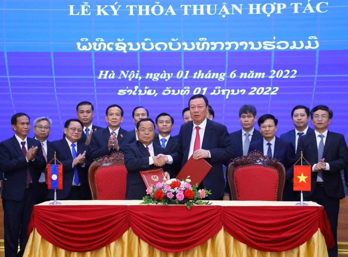 Việt Nam - Lào ký thỏa thuận hợp tác về thanh tra và phòng chống tham nhũng - 1 Việt Nam - Lào ký thỏa thuận hợp tác về thanh tra và phòng chống tham nhũng - 1