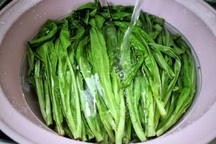 Loại rau có canxi gấp 36 lần canh xương hầm, giá rẻ bèo ở chợ Việt