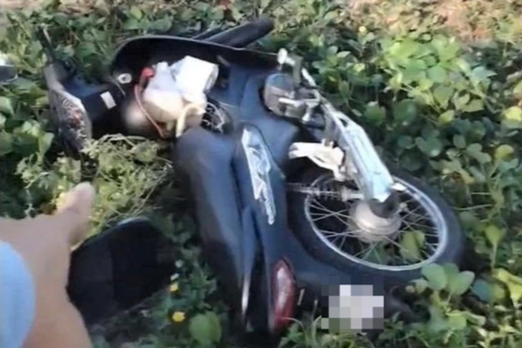 Thực hư việc bảo vệ xô đổ xe máy du khách xuống bãi biển ở Đà Nẵng - 1