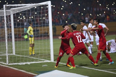 Đội tuyển Việt Nam nhận được sự động viên của người bạn đồng hành