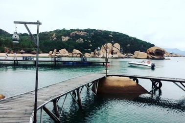 Những cây cầu giữa biển làm say lòng du khách