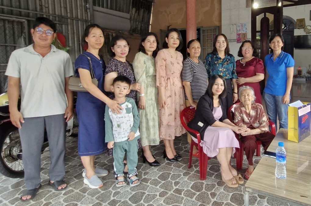 Hoàn tất tập huấn nghiệp vụ kế toán người có công cho công chức TPHCM - 6 Hoàn tất tập huấn nghiệp vụ kế toán người có công cho công chức TPHCM - 6