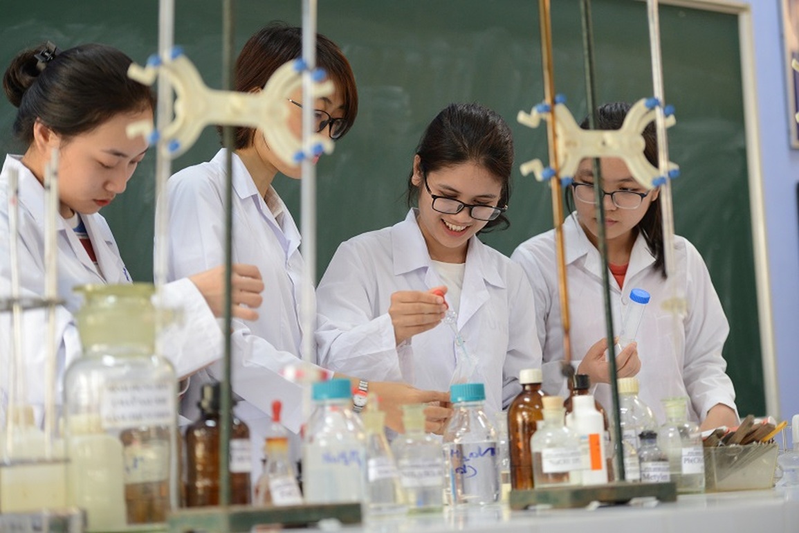 Đào tạo giáo viên theo đơn đặt hàng: Khó triển khai vì sắp xếp việc làm - 1 Đào tạo giáo viên theo đơn đặt hàng: Khó triển khai vì sắp xếp việc làm - 1