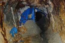 “Vàng tặc” và những hầm lò khai thác... rợn người