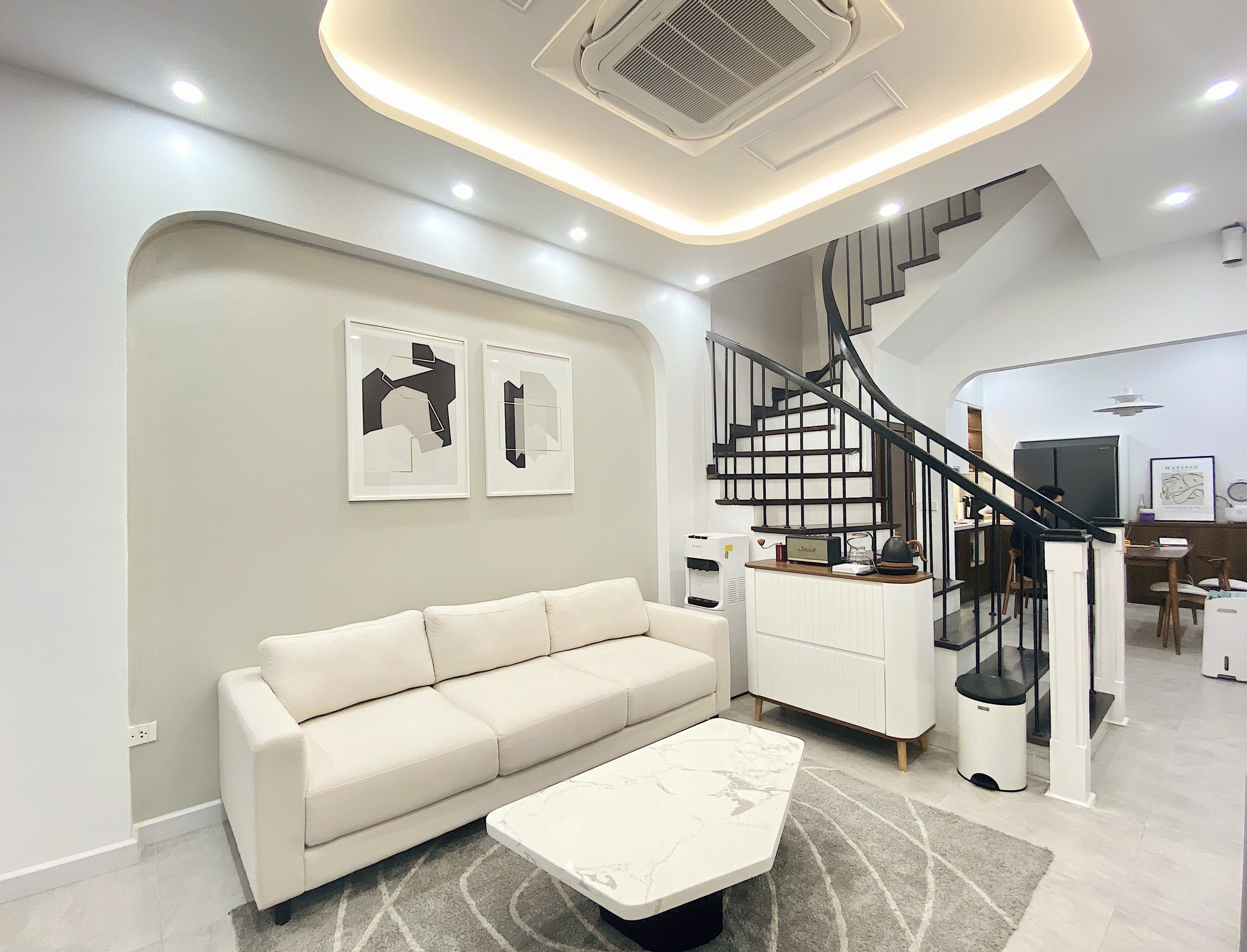 Nhà cũ 20 năm ở Hà Nội vịt hóa thiên nga sau khi cải tạo - 2 Nhà cũ 20 năm ở Hà Nội vịt hóa thiên nga sau khi cải tạo - 2