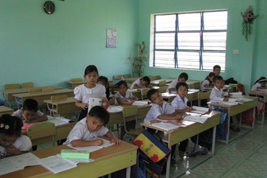 Khó có đủ giáo viên đạt chuẩn