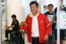 HLV Hoàng Anh Tuấn phủ nhận thông tin dẫn dắt CLB Khánh Hòa