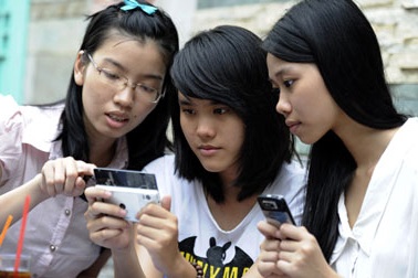 Cảnh báo nhà mạng gửi tin nhắn flash móc túi người dùng