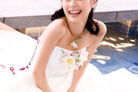 Ý kiến trái ngược đối với cuốn tự truyện của Chung Hân Đồng