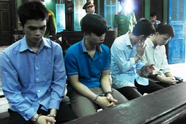 Kẻ cầm đầu băng nhóm chặt tay cô gái, cướp xe SH xin tha tội chết