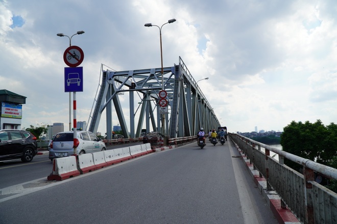 Hà Nội: Nhìn từ trên cao cây cầu huyết mạch đang được kiến nghị sửa chữa - 9 Hà Nội: Nhìn từ trên cao cây cầu huyết mạch đang được kiến nghị sửa chữa - 9