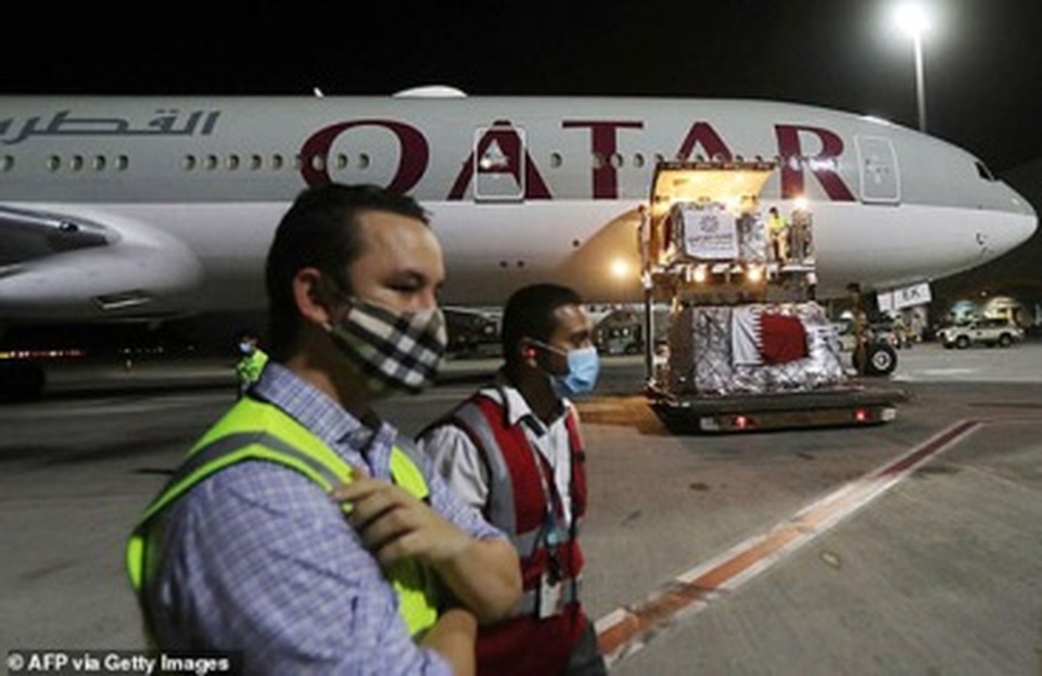Vụ “khám xét khỏa thân” tại sân bay: Qatar tìm thấy mẹ bỏ con - 5 Vụ “khám xét khỏa thân” tại sân bay: Qatar tìm thấy mẹ bỏ con - 5