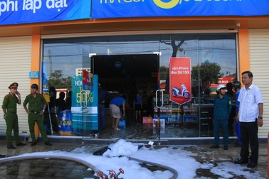 Cháy siêu thị điện máy Xanh ở Đà Nẵng