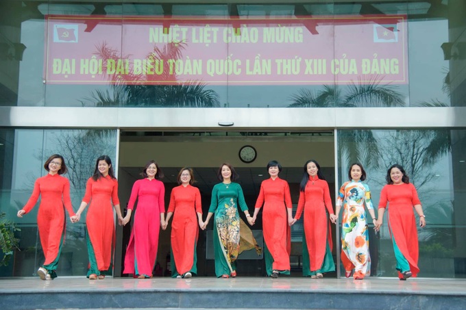 Phát động phụ nữ cả nước mặc áo dài - Ảnh 4. Phát động phụ nữ cả nước mặc áo dài - Ảnh 4.