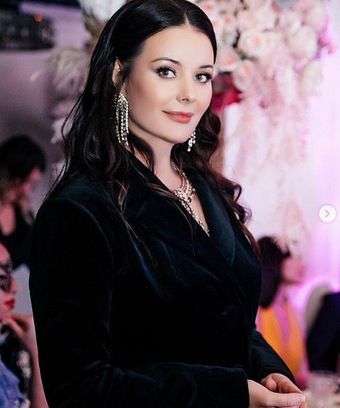 Hoa hậu Hoàn vũ duy nhất từng bị truất ngôi giờ ra sao? - 2 Hoa hậu Hoàn vũ duy nhất từng bị truất ngôi giờ ra sao? - 2