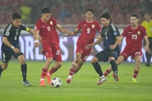 Chủ tịch Liên đoàn bóng đá Indonesia có thể từ chức sau trận thua Nhật Bản