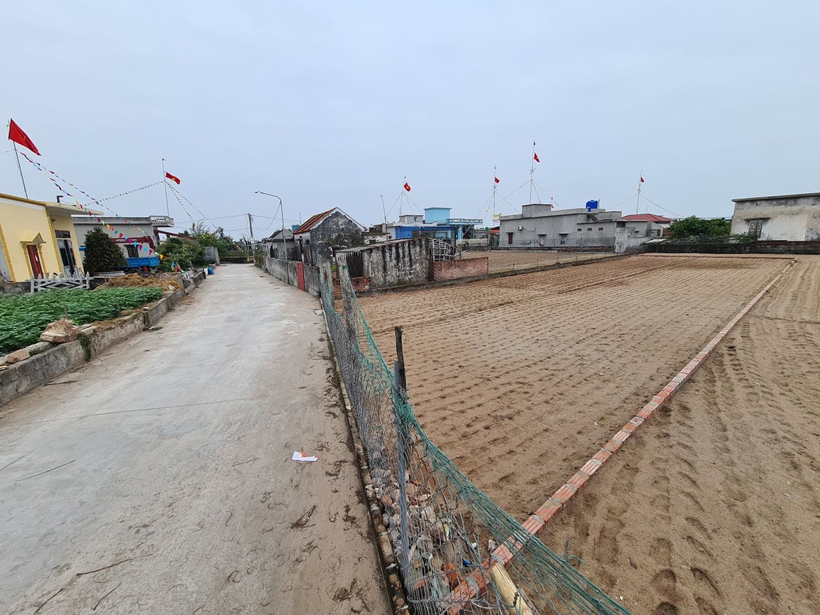 Sau Tết, nhà đầu cơ vùng ven ồ ạt xả đất - 3 Sau Tết, nhà đầu cơ vùng ven ồ ạt xả đất - 3