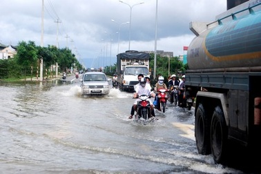Đề phòng 1-2 cơn bão rất mạnh đổ bộ vào Đà Nẵng