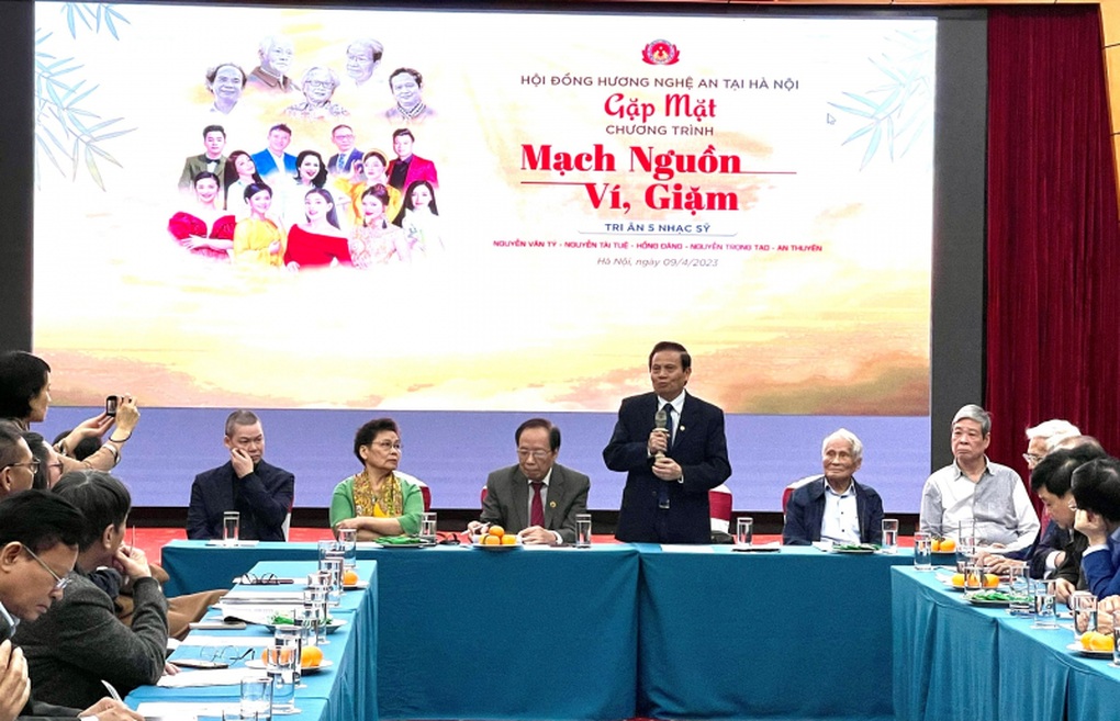 Mạch nguồn Ví, Giặm - chương trình tôn vinh 5 nhạc sĩ tài hoa xứ Nghệ - 2 Mạch nguồn Ví, Giặm - chương trình tôn vinh 5 nhạc sĩ tài hoa xứ Nghệ - 2