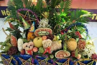 Mỗi năm một kỳ, hai tuần thức đêm thu thêm chục triệu đồng