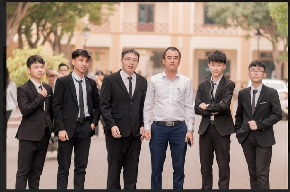 Chiến lược học tập của tân sinh viên xuất sắc: Tự học là chính! - 2 Chiến lược học tập của tân sinh viên xuất sắc: Tự học là chính! - 2