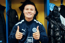 Quang Hải nhận tin vui ở Pau FC trong ngày mùng Một Tết