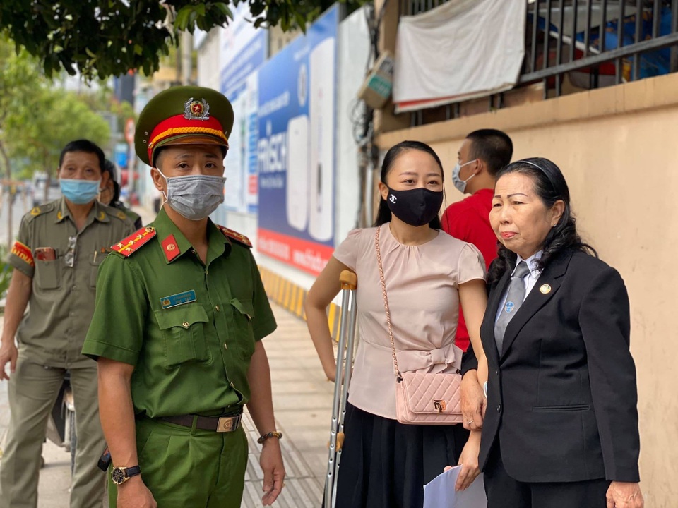 Tài xế tông nữ tiếp viên hàng không bị đề nghị mức án 7 năm tù - 3 Tài xế tông nữ tiếp viên hàng không bị đề nghị mức án 7 năm tù - 3