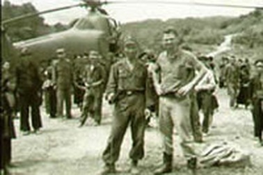 Mỹ bắt thủ lĩnh phỉ Vàng Pao