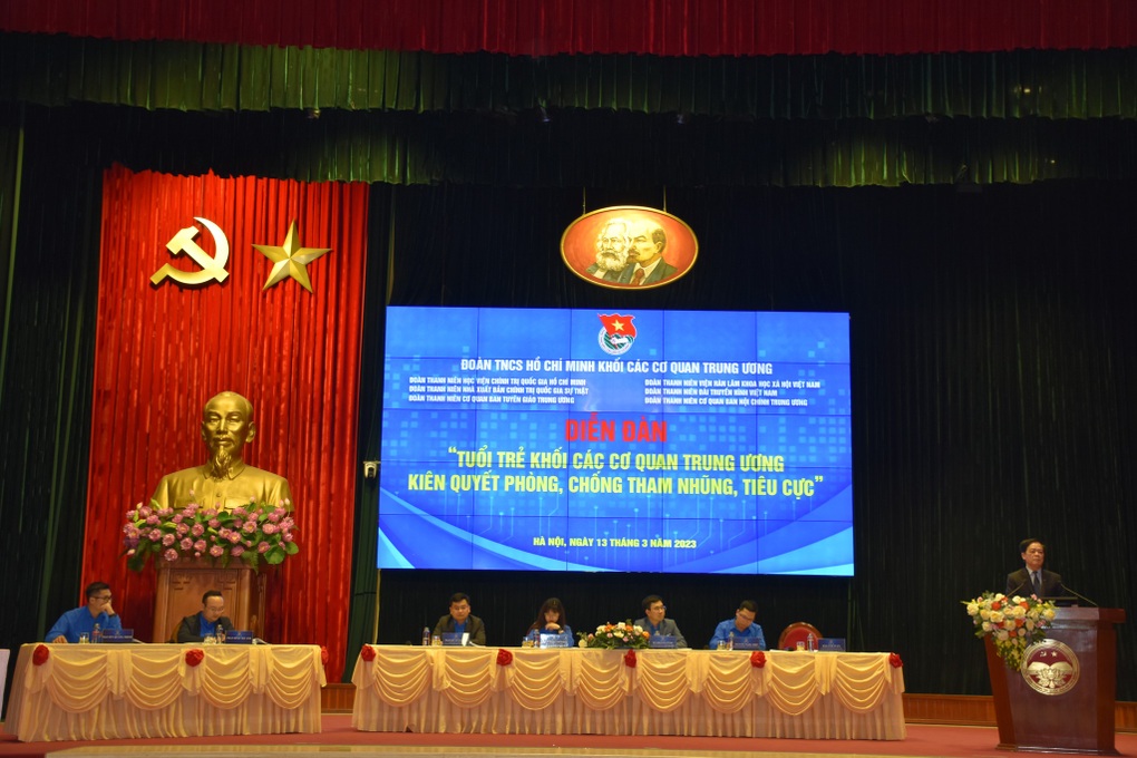 Tháng thanh niên xung kích, vì cộng đồng của tuổi trẻ Bộ LĐ-TBXH - 9 Tháng thanh niên xung kích, vì cộng đồng của tuổi trẻ Bộ LĐ-TBXH - 9