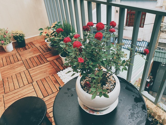 1 tháng vừa làm vừa tranh thủ décor lại ban công bỏ trống 3 năm chỉ với 3,5 triệu đã có góc cực chill tươi mới - Ảnh 2. 1 tháng vừa làm vừa tranh thủ décor lại ban công bỏ trống 3 năm chỉ với 3,5 triệu đã có góc cực chill tươi mới - Ảnh 2.
