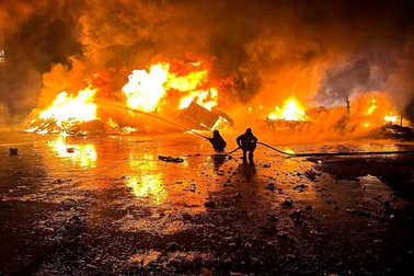 Nga phóng tên lửa, tấn công cảng chiến lược của Ukraine trong đêm