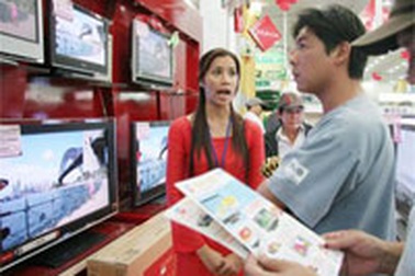 Giá tivi LCD đã xuống "rất gần"