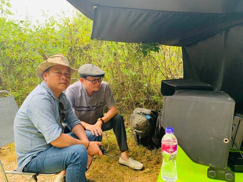 Cha đẻ Bão ngầm: Phim tôi không có chuyện cảnh sát thanh bần, ăn mỳ tôm! - 1