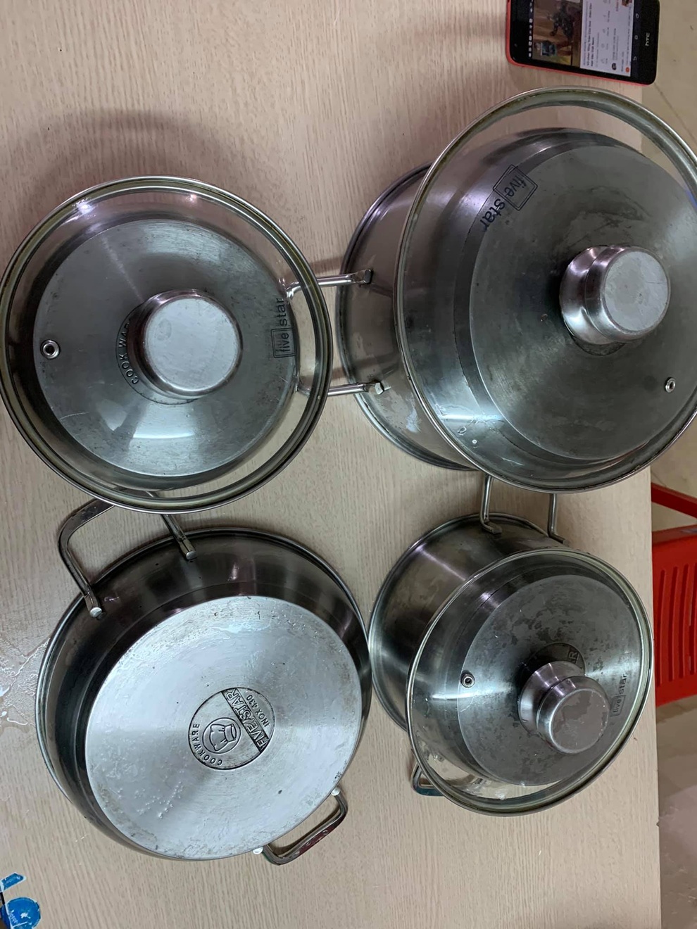 Mẹ đảm Hà Nội chia sẻ bí kíp tẩy trắng đồ bếp inox sáng bóng như mới - 5