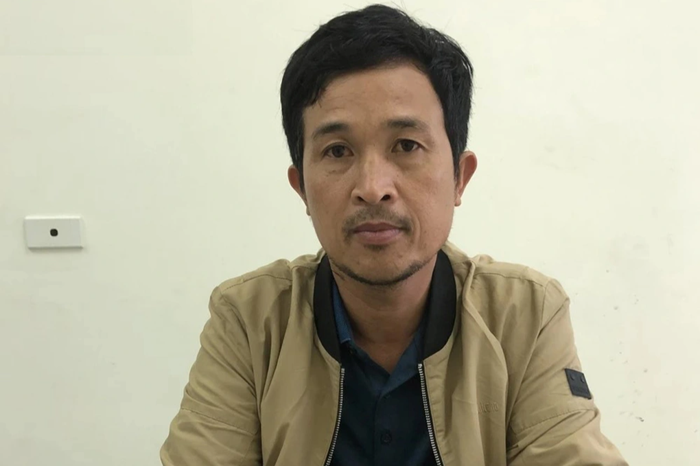 Thanh niên uống rượu, lao xe vào cảnh sát khi bị yêu cầu kiểm tra - 2 Thanh niên uống rượu, lao xe vào cảnh sát khi bị yêu cầu kiểm tra - 2