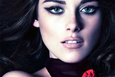 Người đẹp “Chạng vạng” xúc động mạnh khi đóng cảnh sinh nở